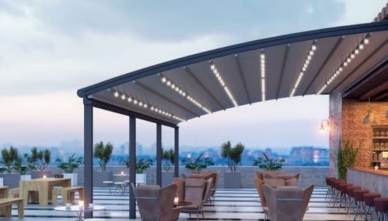 Işıklı, radüslü pergola sistemi